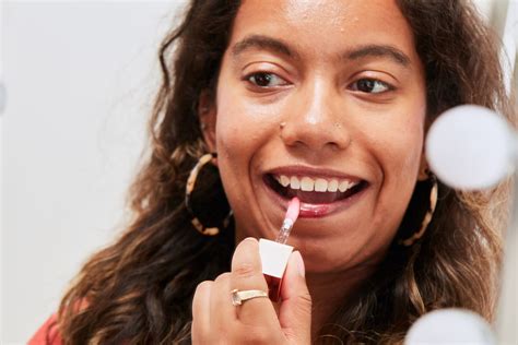 InStyle Tested: The 6 Best Plumping Li.